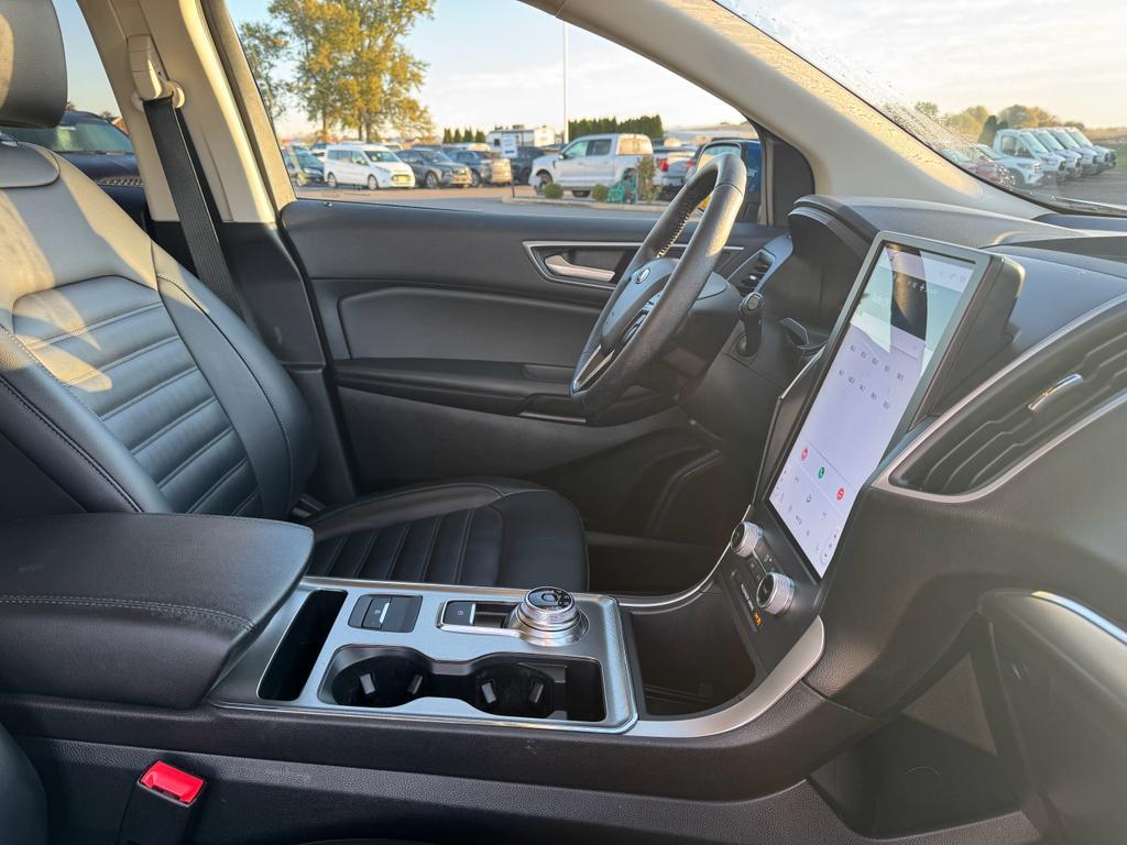 used 2022 Ford Edge car, priced at $24,875