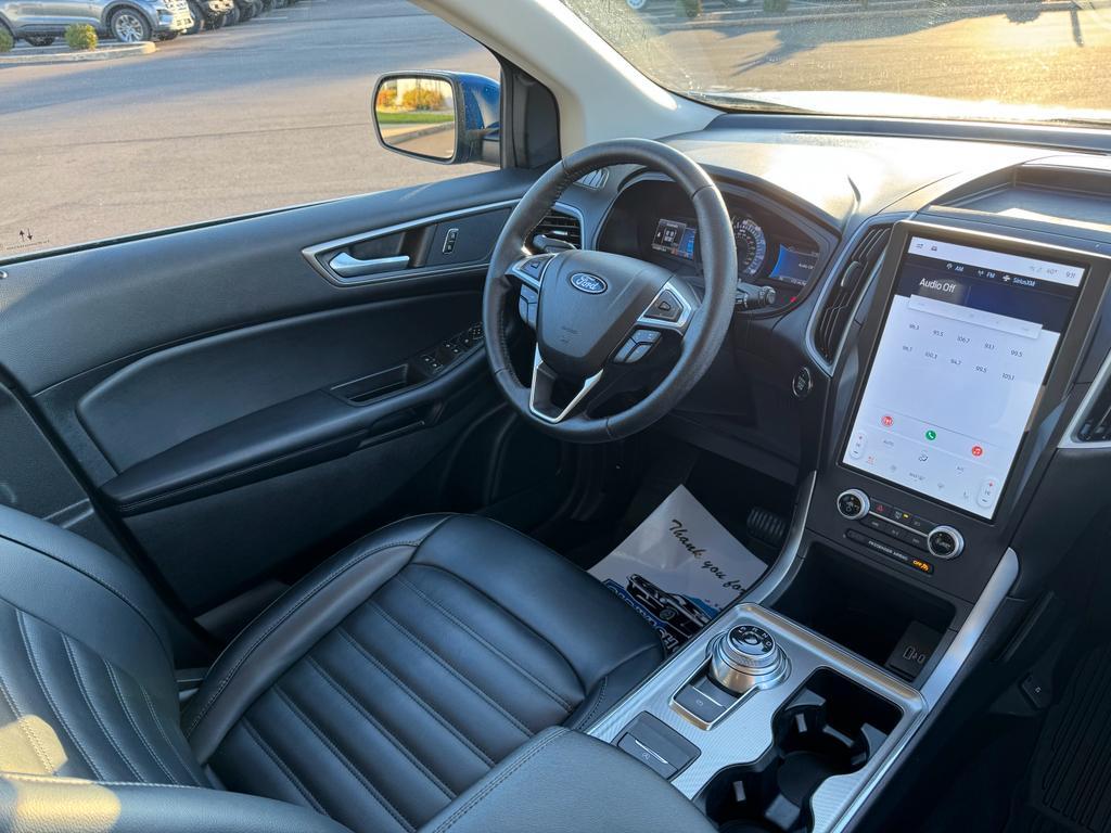 used 2022 Ford Edge car, priced at $24,875
