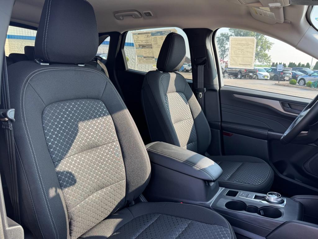 new 2025 Ford Escape car, priced at $32,435