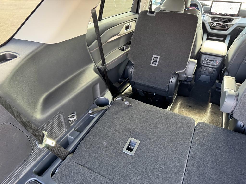 new 2025 Ford Explorer car, priced at $47,445