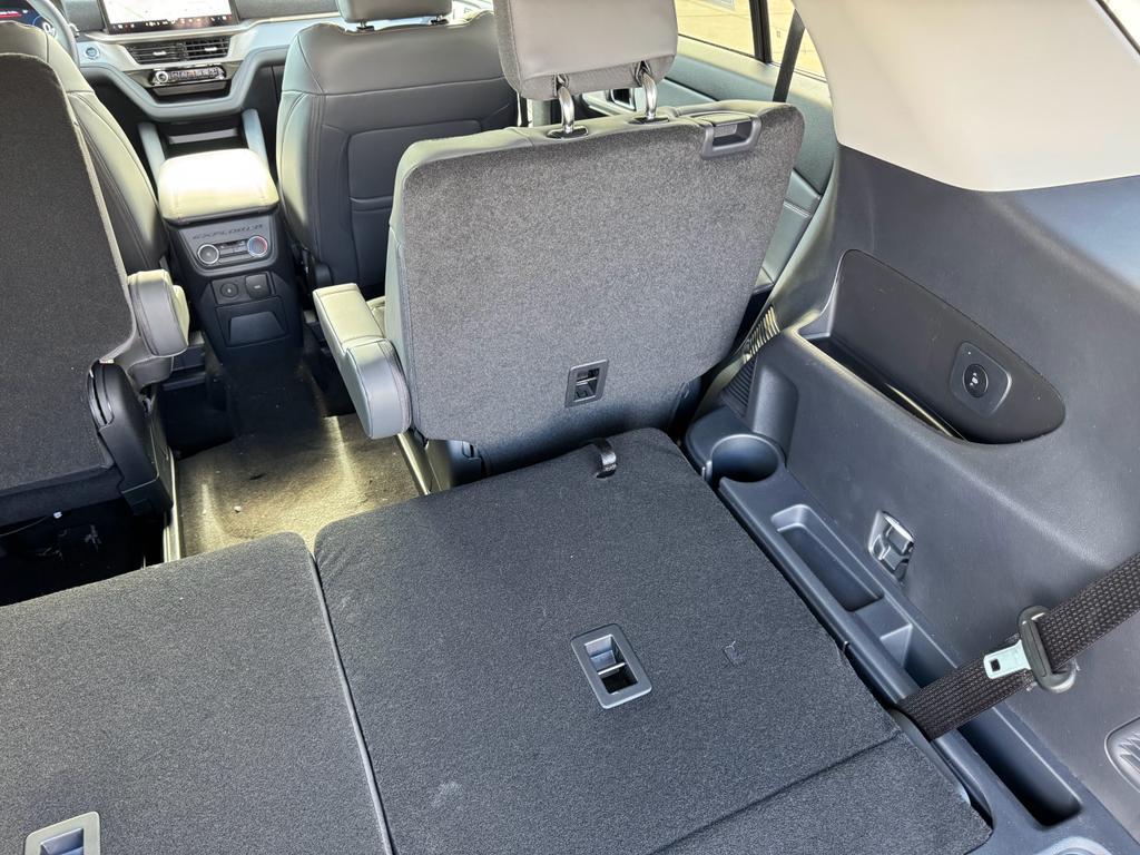 new 2025 Ford Explorer car, priced at $47,445