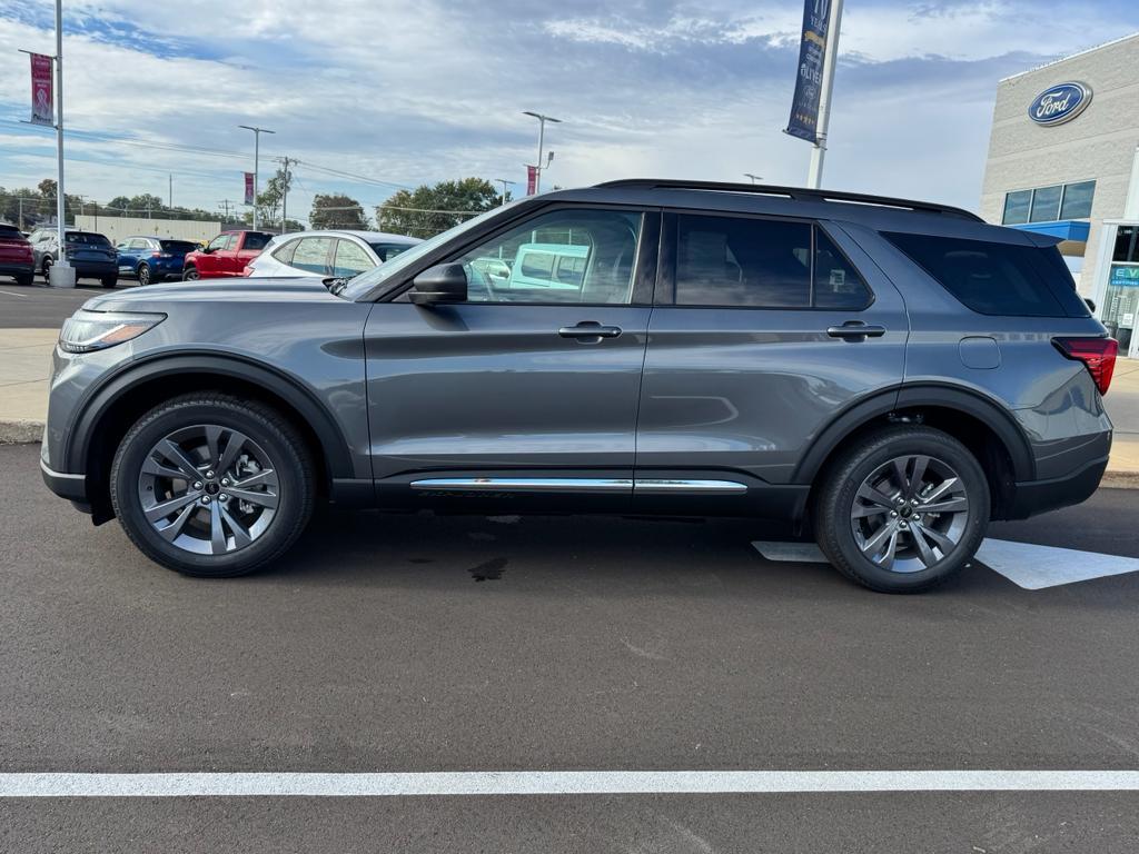 new 2025 Ford Explorer car, priced at $47,445