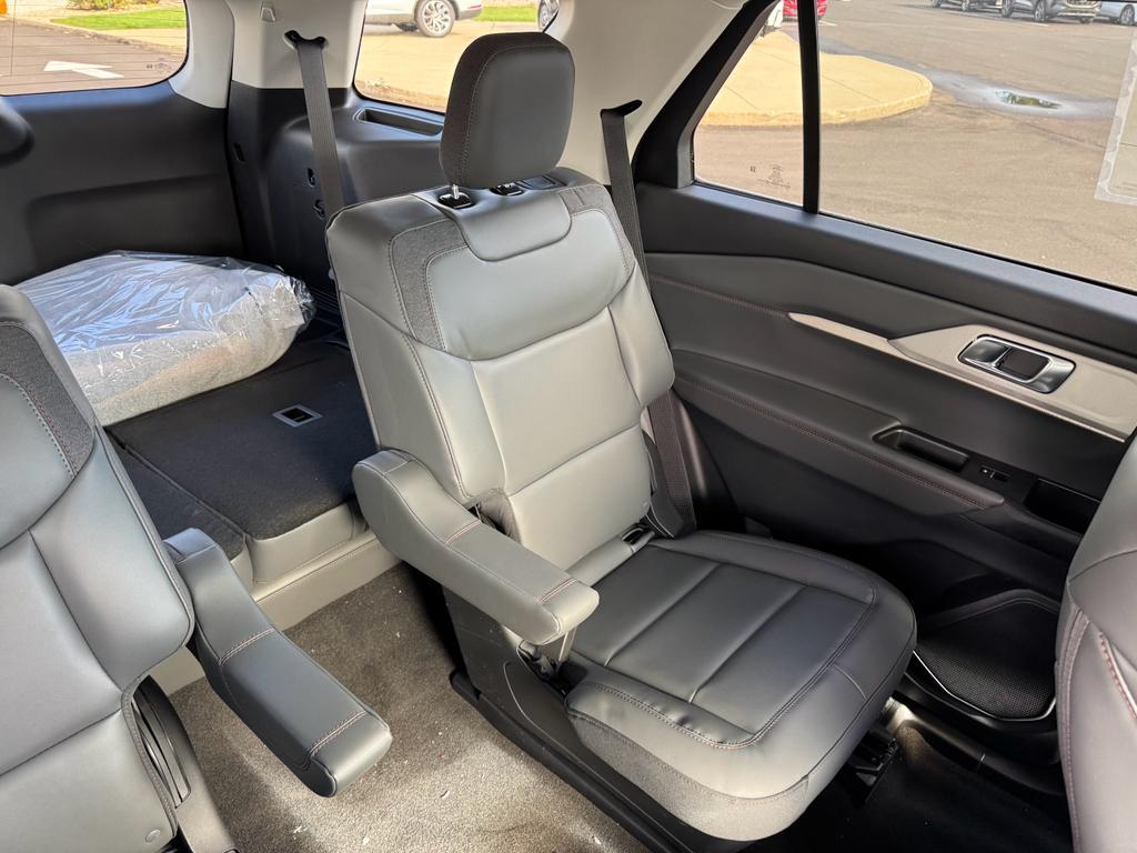 new 2025 Ford Explorer car, priced at $47,445