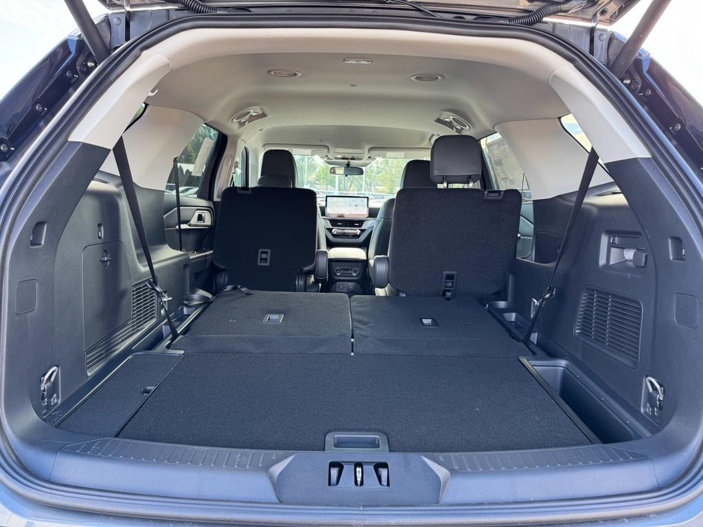 new 2025 Ford Explorer car, priced at $47,445