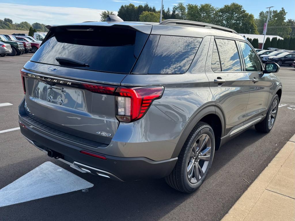 new 2025 Ford Explorer car, priced at $47,445