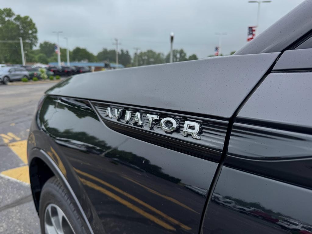 new 2025 Lincoln Aviator car, priced at $69,685