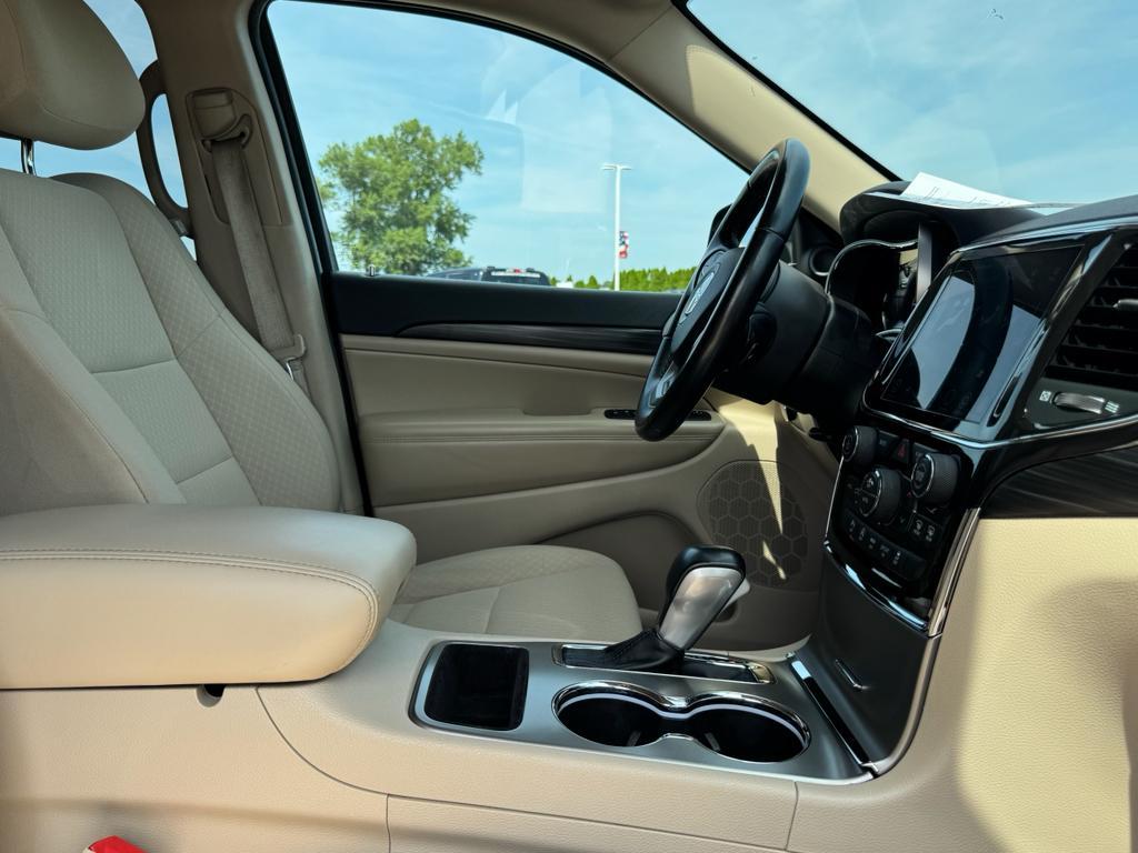 used 2022 Jeep Grand Cherokee car, priced at $19,999
