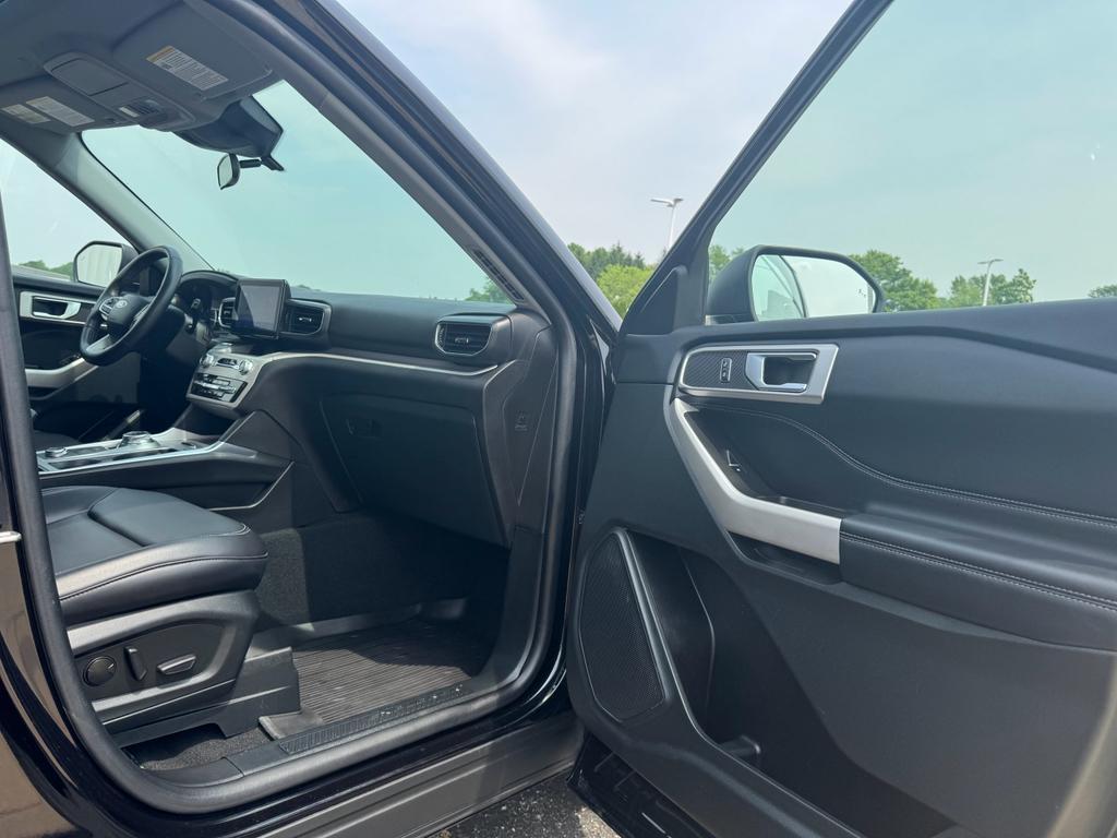 used 2023 Ford Explorer car, priced at $36,356