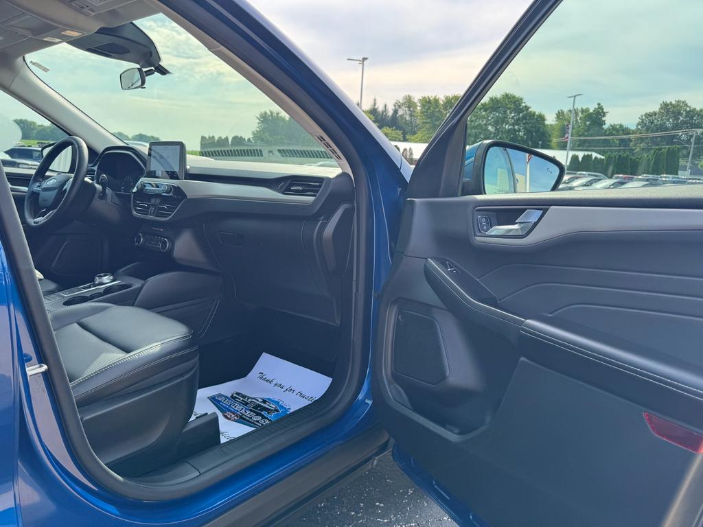 used 2022 Ford Escape car, priced at $24,499