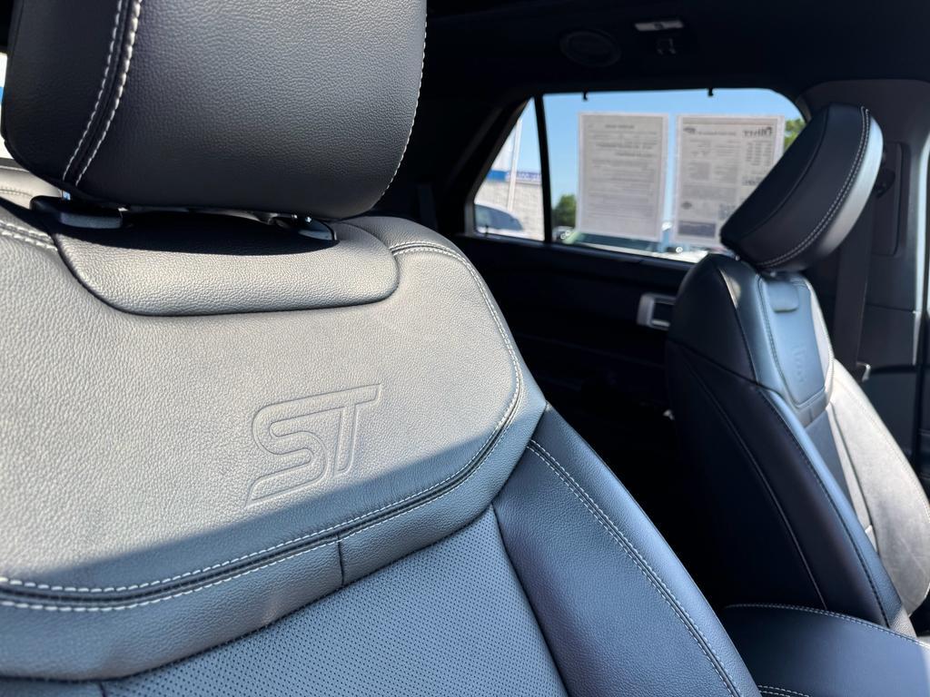 used 2022 Ford Explorer car, priced at $33,624