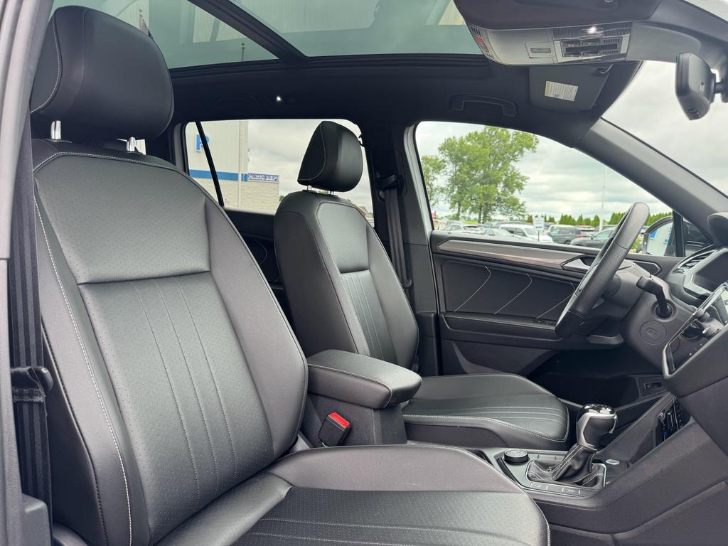 used 2022 Volkswagen Tiguan car, priced at $24,675