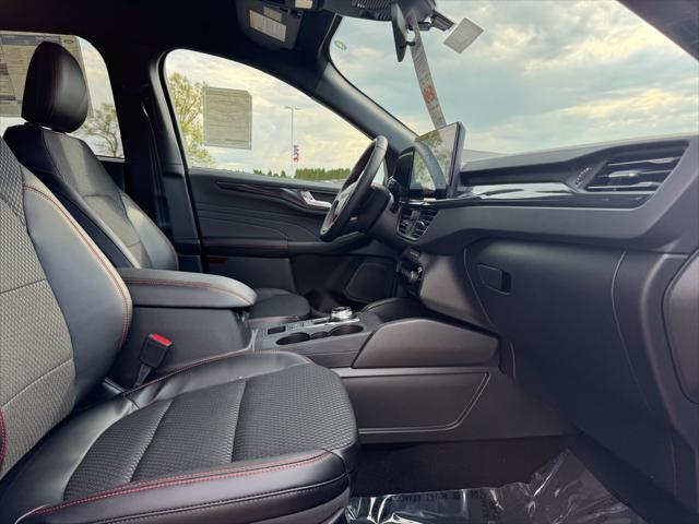 new 2025 Ford Escape car, priced at $32,826