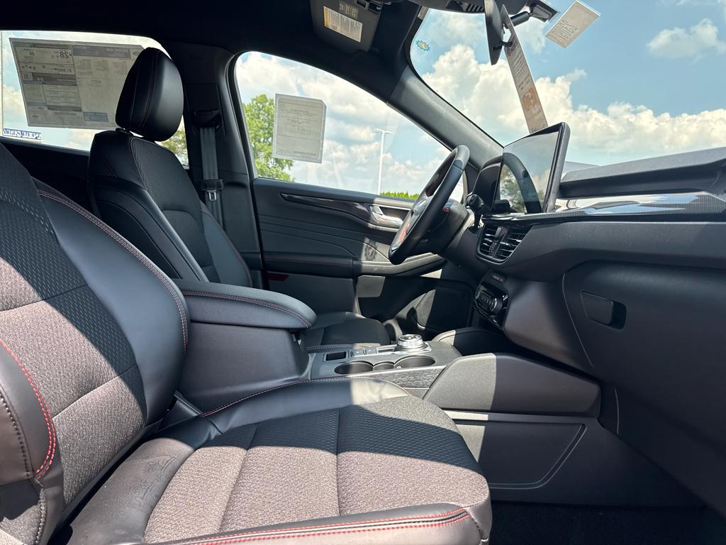 new 2025 Ford Escape car, priced at $32,785