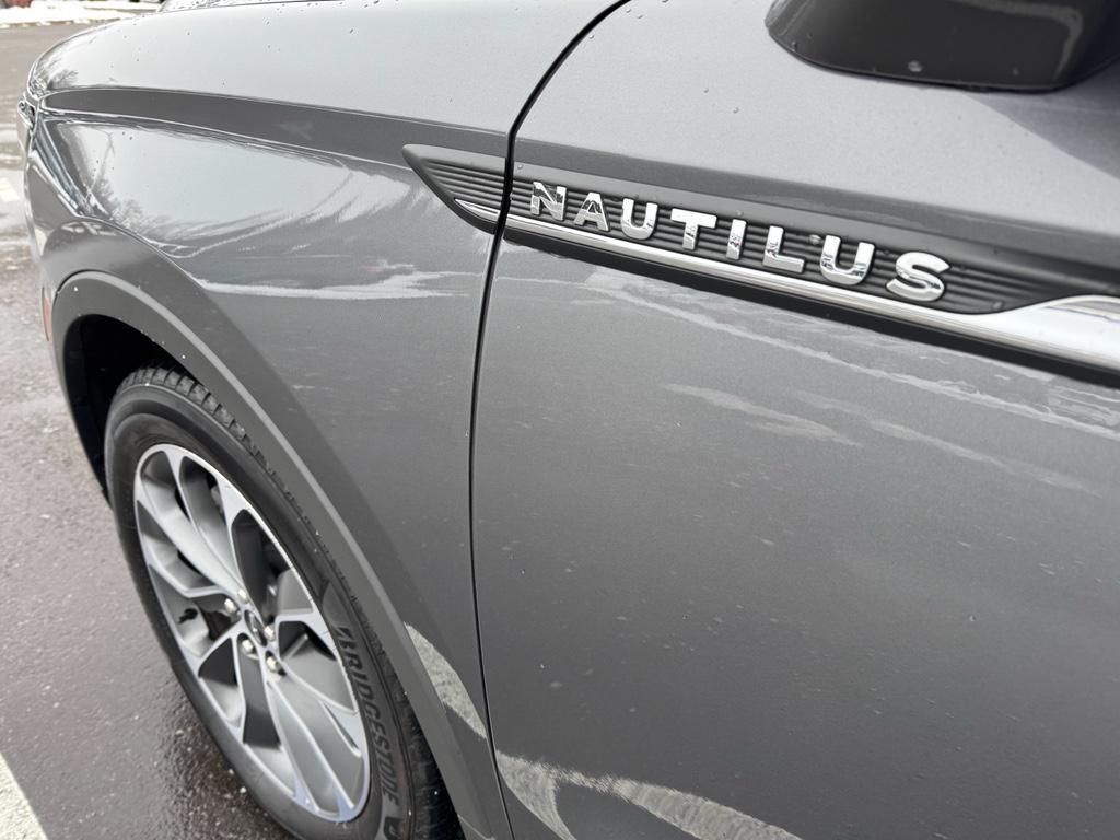 used 2022 Lincoln Nautilus car, priced at $34,845