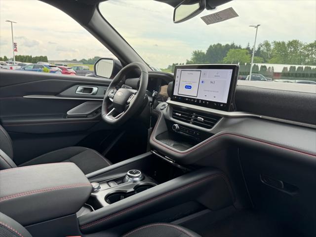 new 2025 Ford Explorer car, priced at $57,726