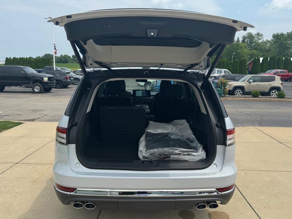 new 2025 Lincoln Aviator car, priced at $68,540