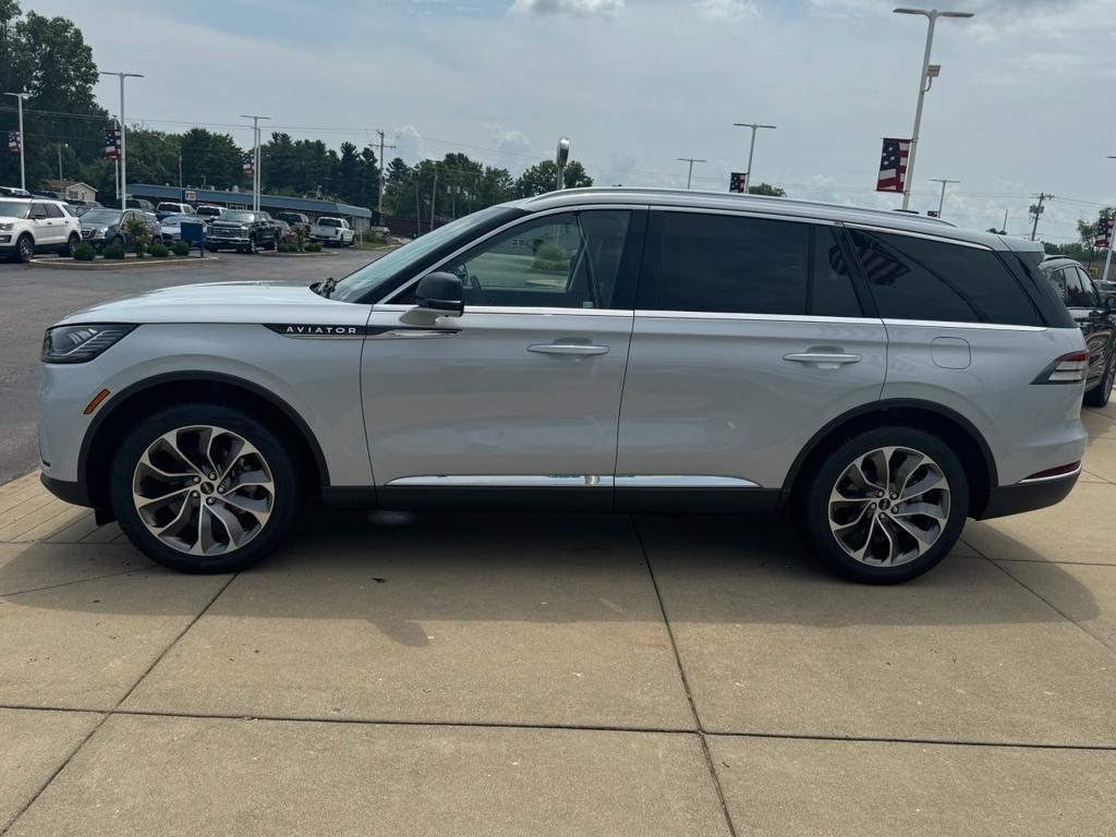 new 2025 Lincoln Aviator car, priced at $68,540