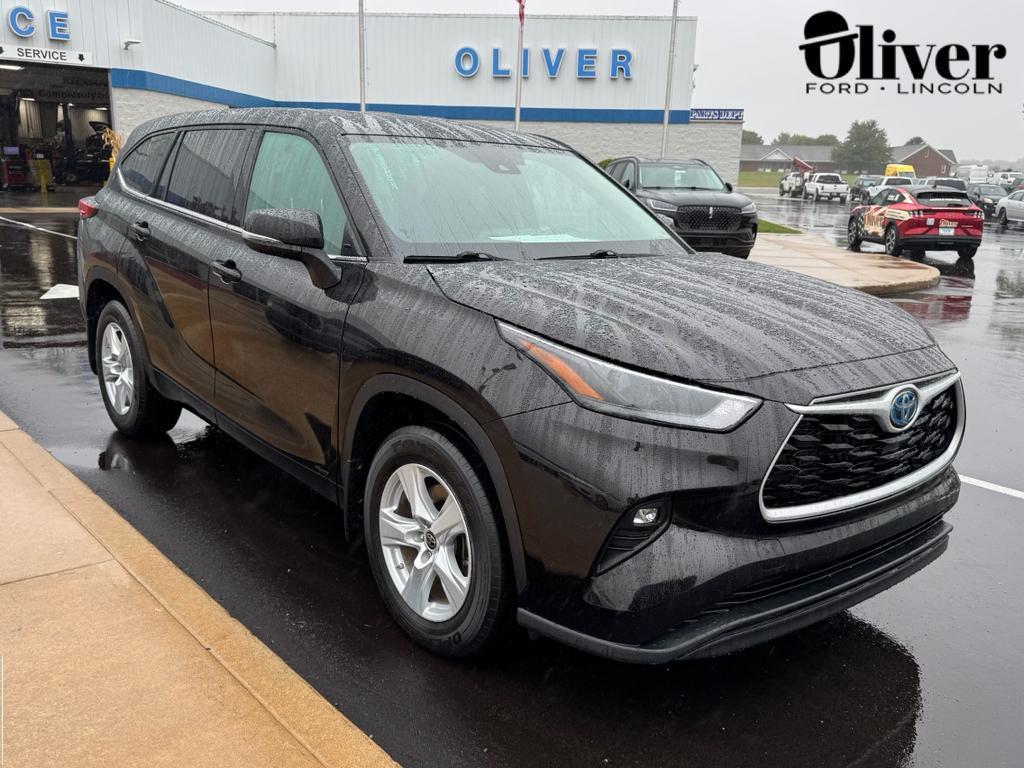 used 2022 Toyota Highlander Hybrid car, priced at $36,525
