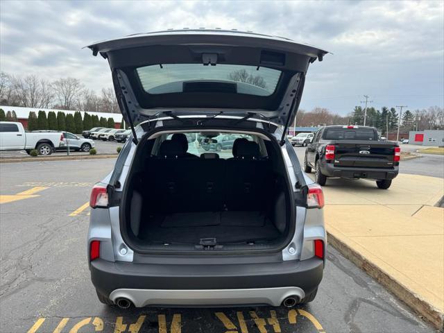 used 2022 Ford Escape car, priced at $25,404
