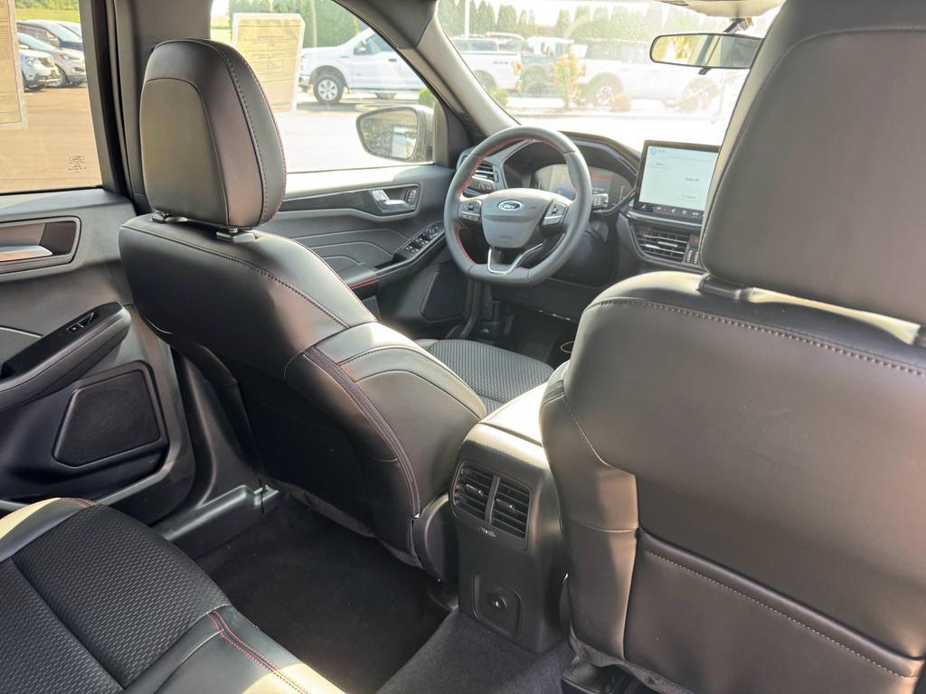 new 2025 Ford Escape car, priced at $33,875