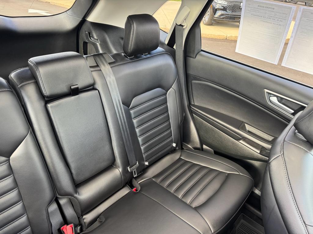 used 2024 Ford Edge car, priced at $28,226