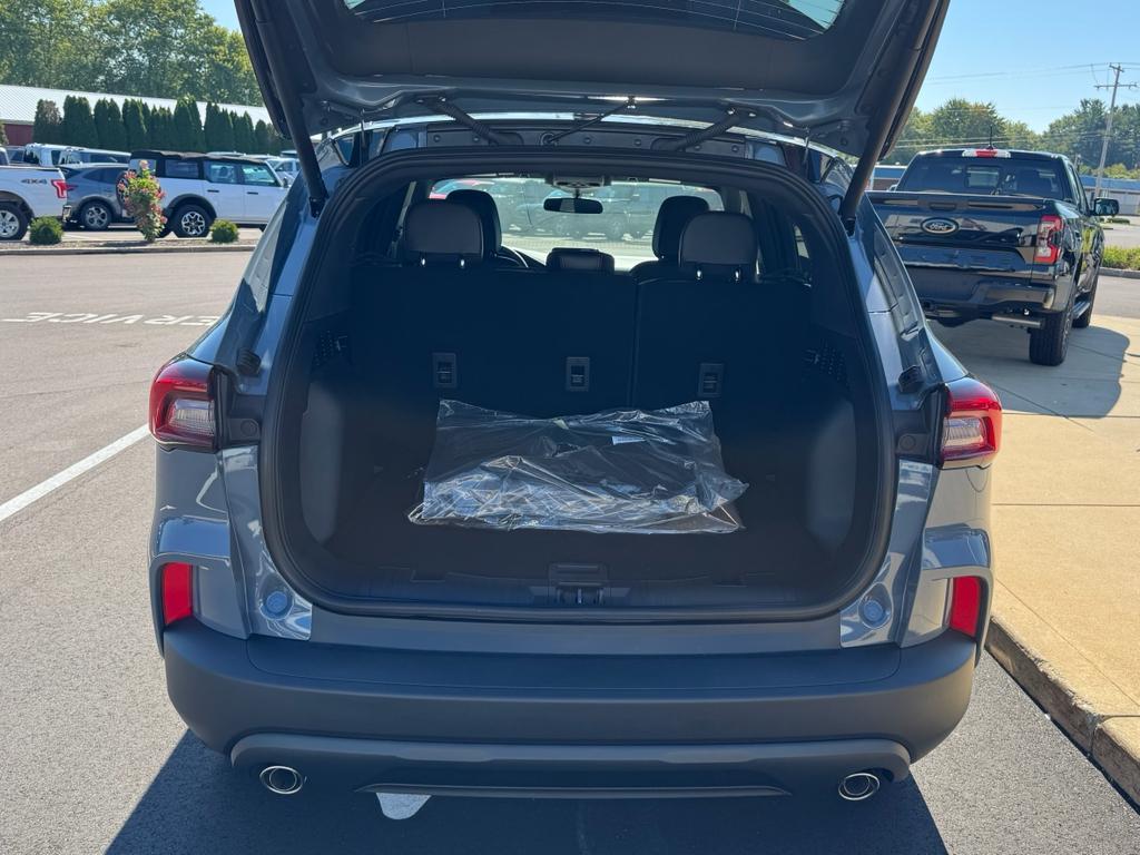 new 2025 Ford Escape car, priced at $37,225