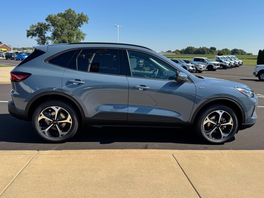 new 2025 Ford Escape car, priced at $37,225