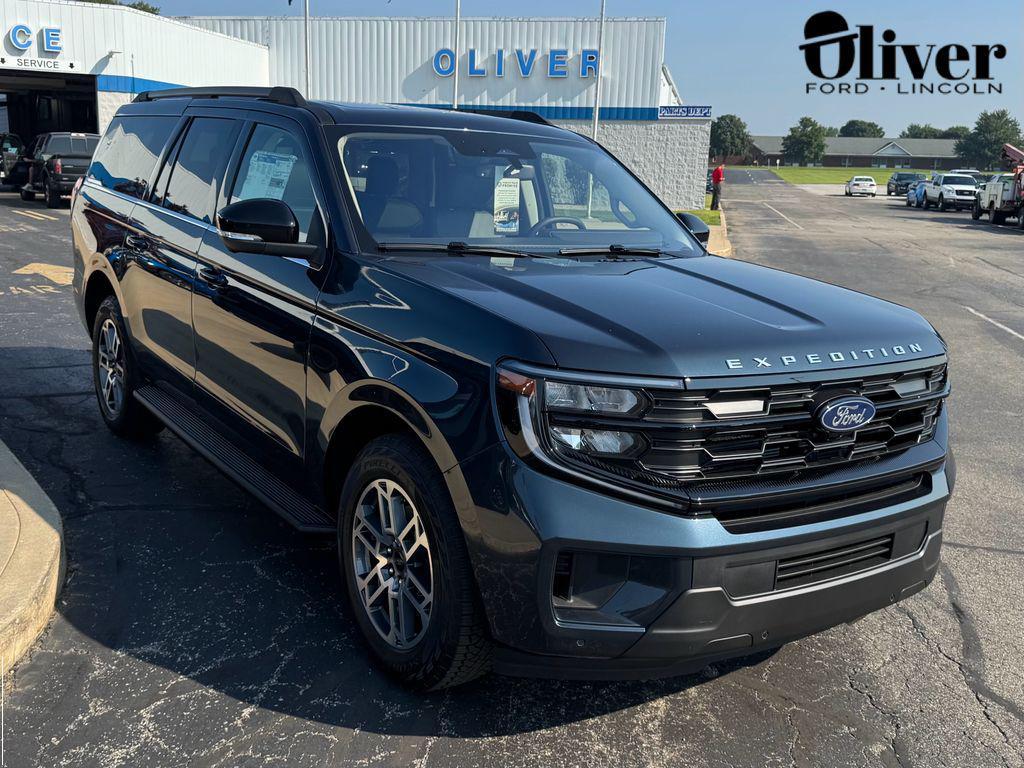 new 2025 Ford Expedition Max car, priced at $75,225