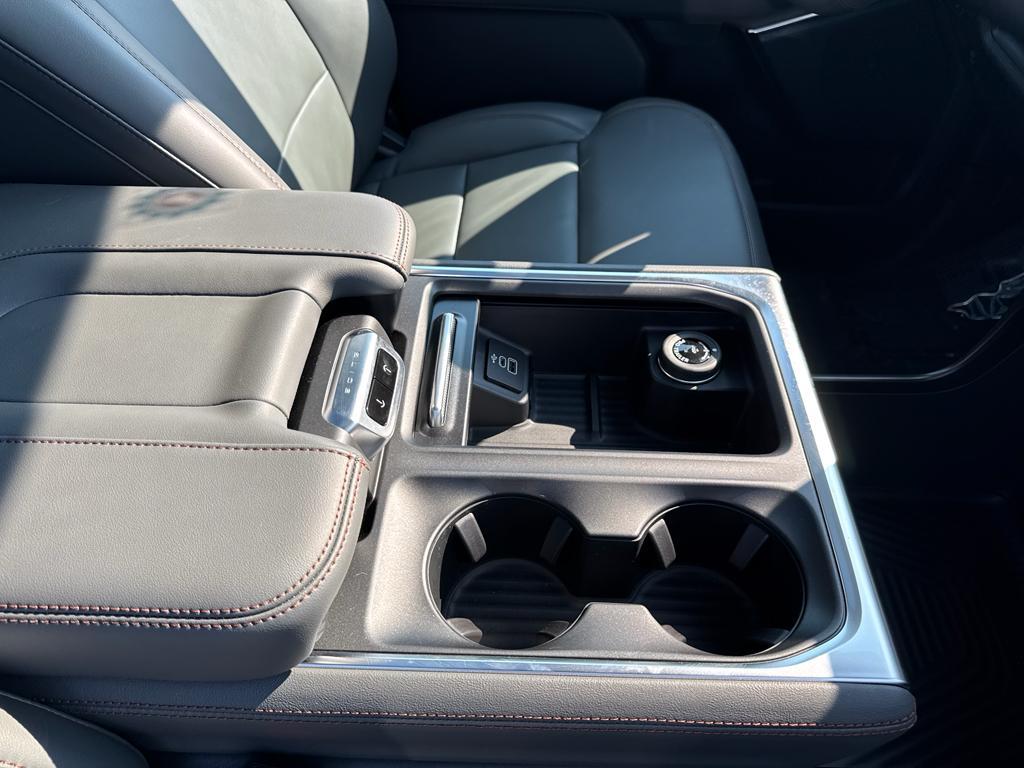 new 2025 Ford Expedition Max car, priced at $75,225