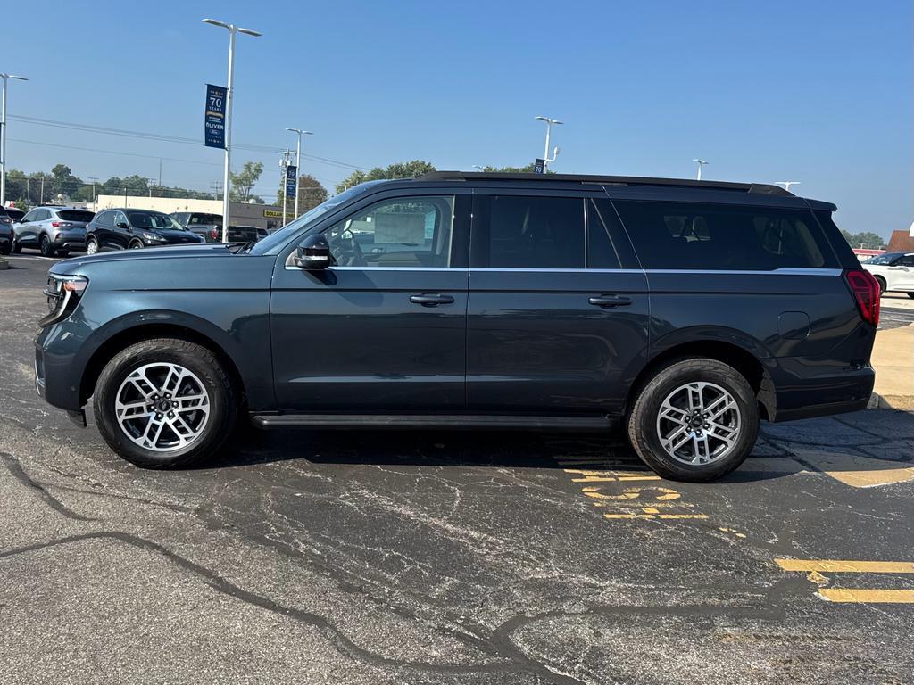 new 2025 Ford Expedition Max car, priced at $75,225