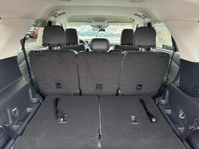 new 2025 Ford Explorer car, priced at $44,522