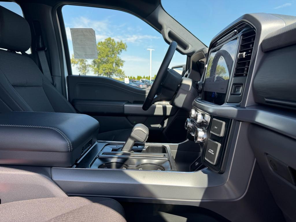 new 2025 Ford F-150 car, priced at $58,700