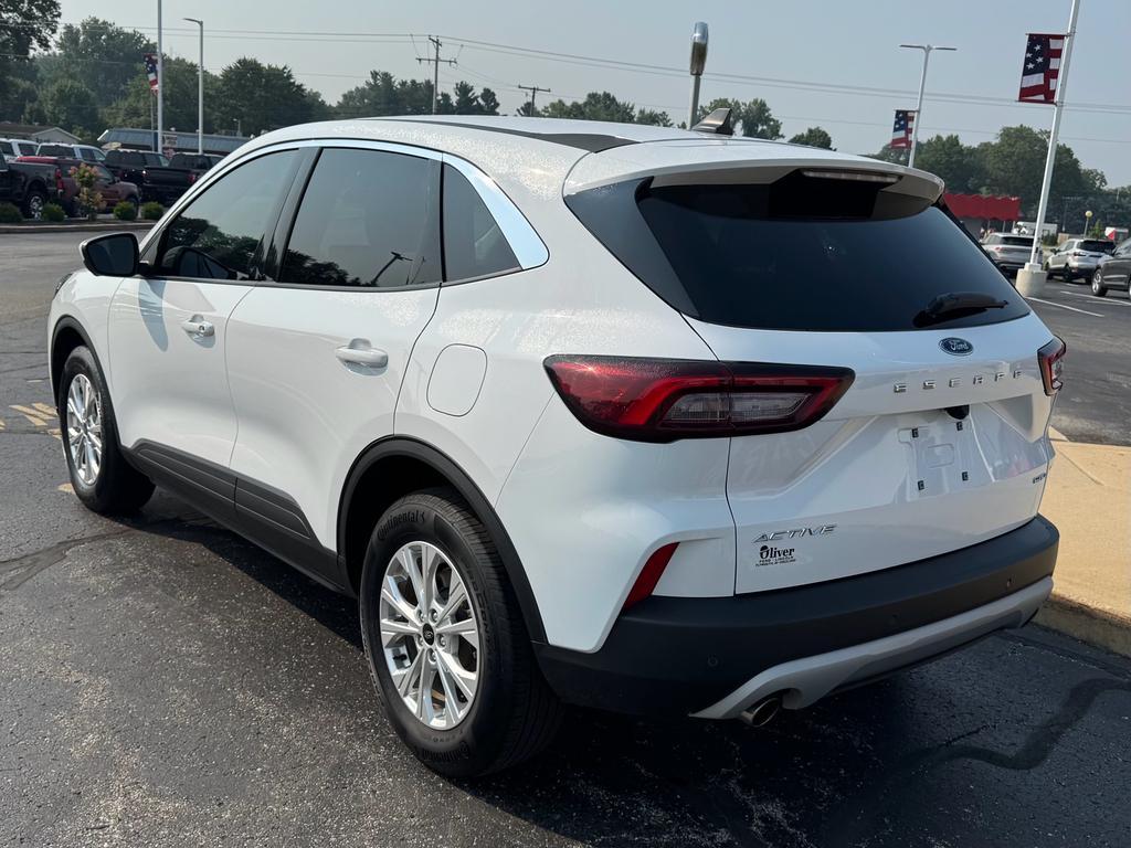 used 2023 Ford Escape car, priced at $24,567