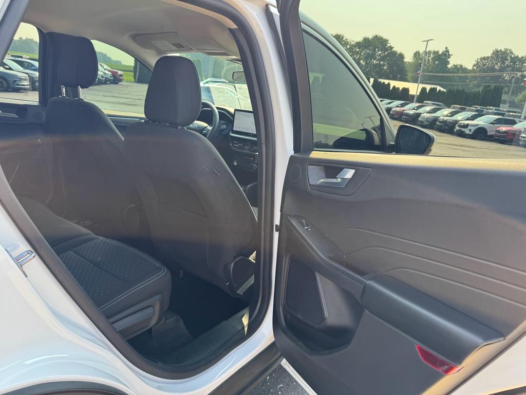used 2023 Ford Escape car, priced at $24,567