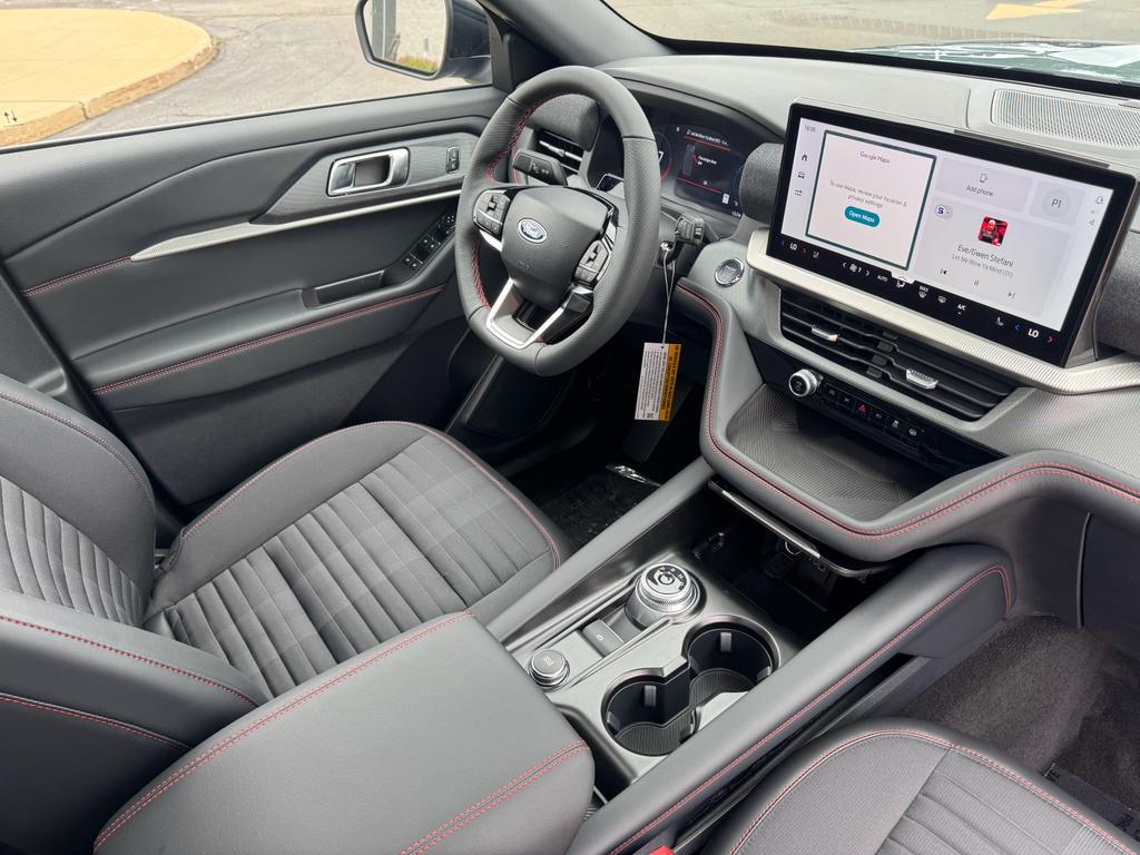 new 2025 Ford Explorer car, priced at $50,460