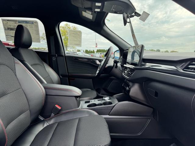 new 2025 Ford Escape car, priced at $32,262