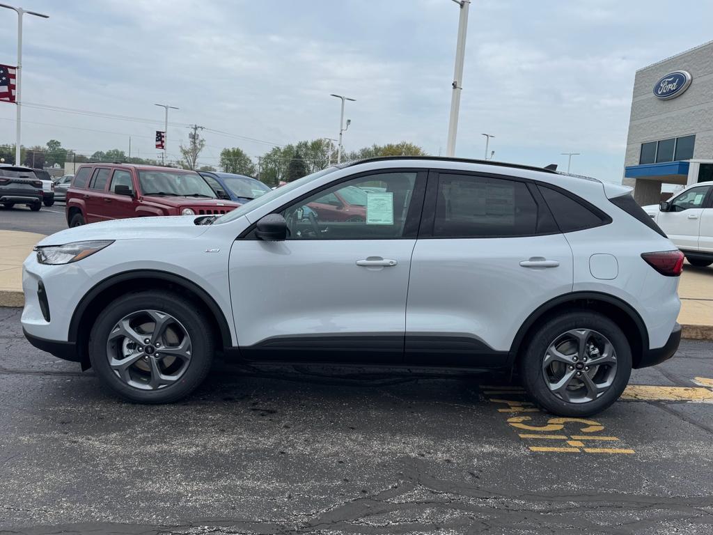 new 2025 Ford Escape car, priced at $33,044