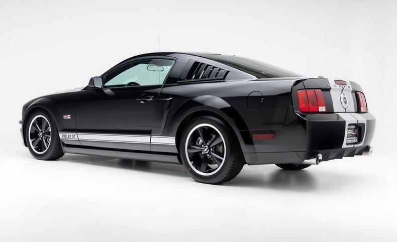 used 2007 Ford Mustang car