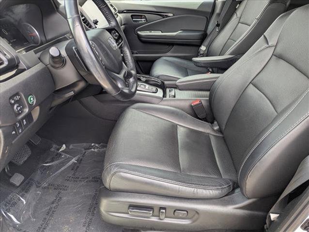 used 2019 Honda Pilot car, priced at $23,658