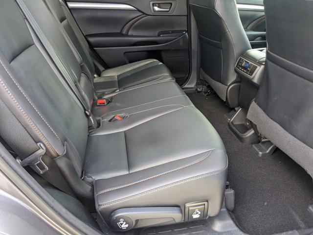 used 2019 Toyota Highlander car, priced at $24,983