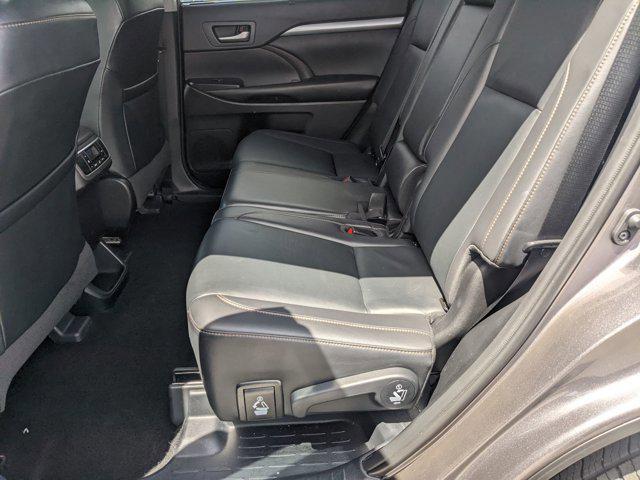used 2019 Toyota Highlander car, priced at $24,983