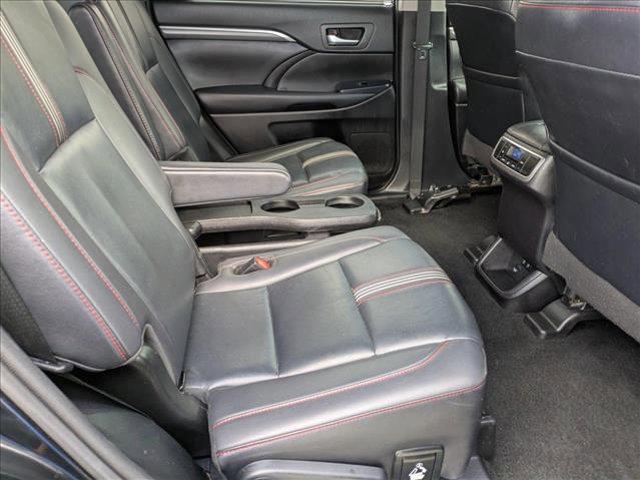 used 2019 Toyota Highlander car, priced at $25,498