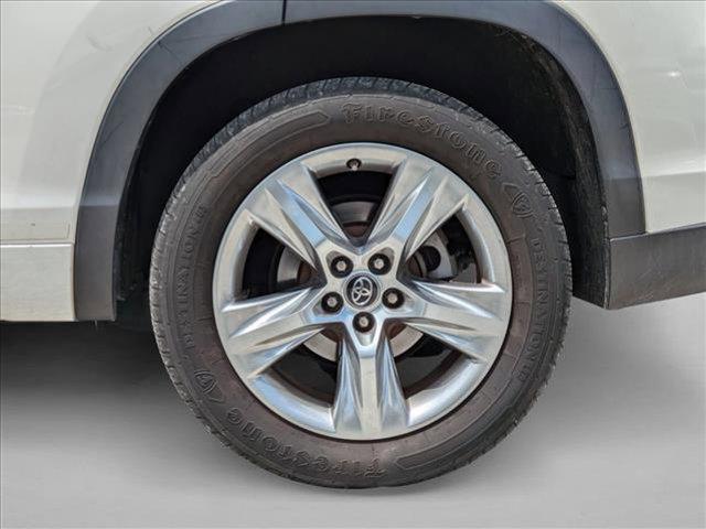 used 2016 Toyota Highlander car, priced at $16,998