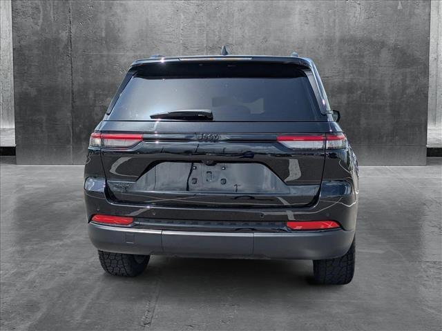 used 2024 Jeep Grand Cherokee car, priced at $36,049