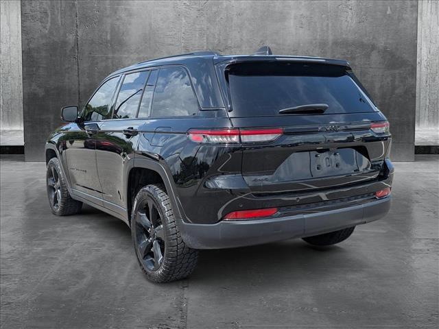 used 2024 Jeep Grand Cherokee car, priced at $36,049