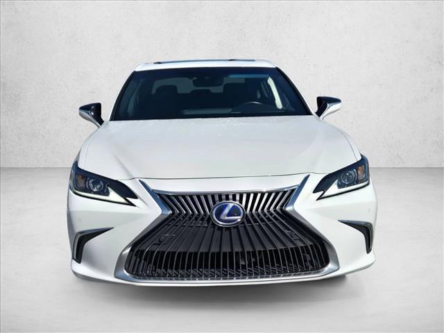 used 2021 Lexus ES 300h car, priced at $13,798