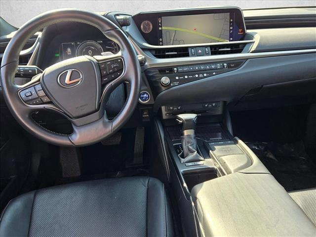 used 2021 Lexus ES 300h car, priced at $13,798