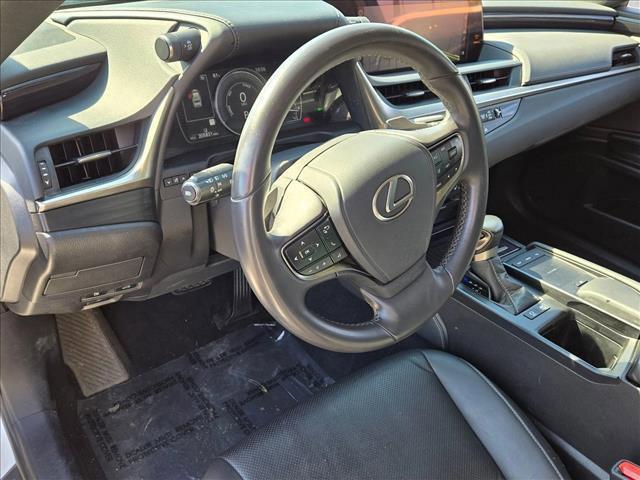 used 2021 Lexus ES 300h car, priced at $13,798