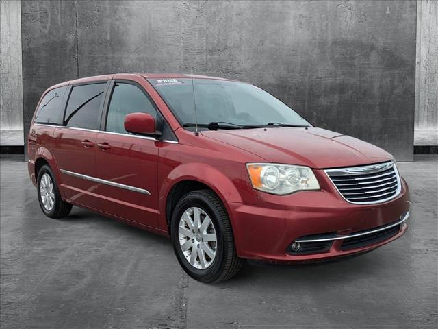 used 2014 Chrysler Town & Country car, priced at $6,289