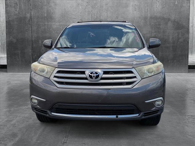 used 2013 Toyota Highlander car, priced at $11,994
